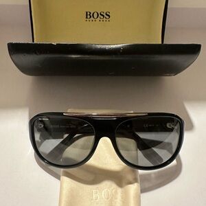 Black Hugo Boss Aviator Sunglasses